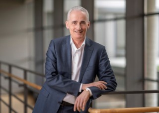 Bernd Mayer