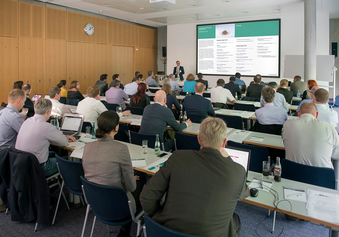Workshop »Valorization of bio based raw materials« am Fraunhofer IFAM. Workshop »Valorization of bio based raw materials« am Fraunhofer IFAM.