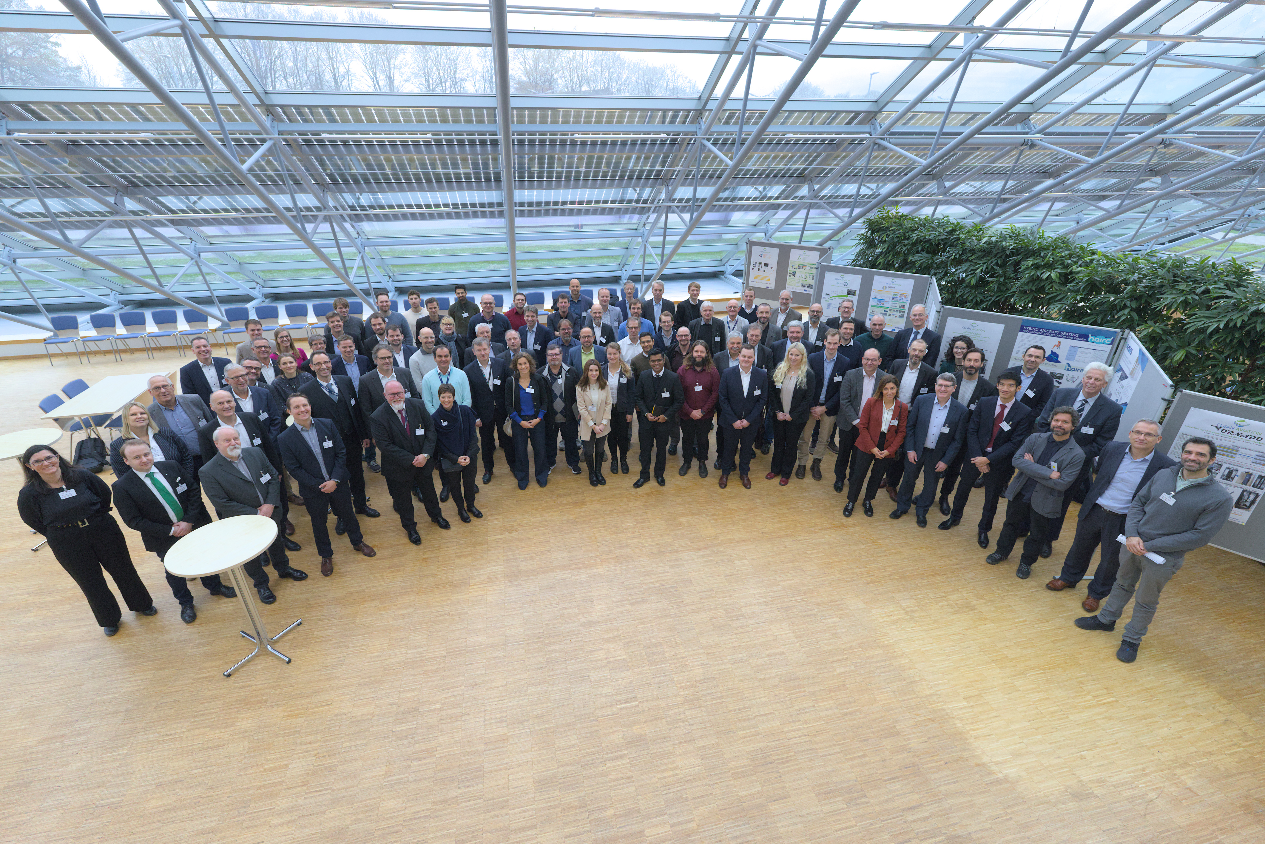 Die Teilnehmenden des »MFFD«-Stakeholder-Events informierten sich über die aktuellen Ergebnisse des Clean Sky 2-Projekts »Large Passenger Aircraft« und tauschten sich intensiv darüber aus.