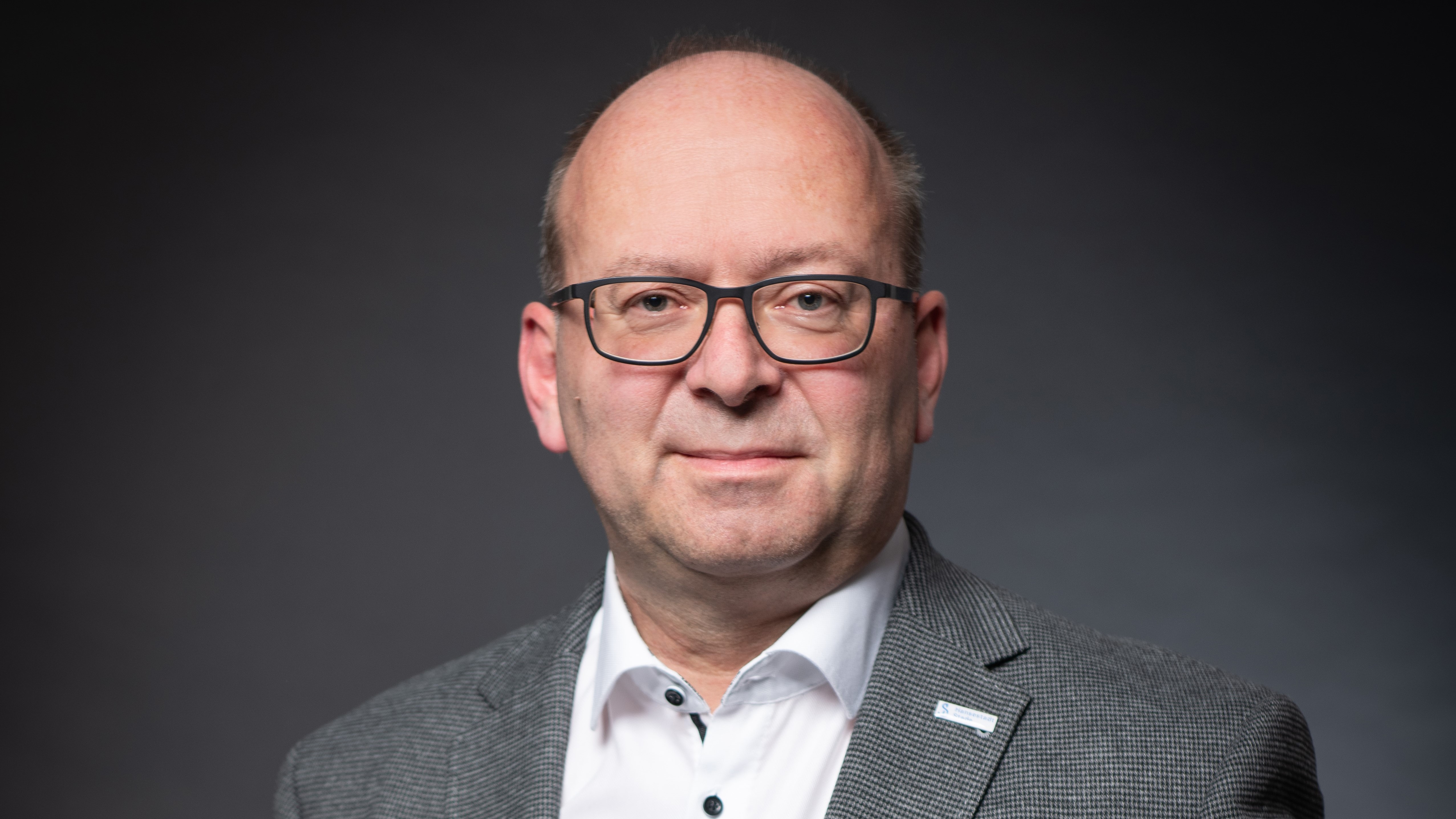 Bürgermeister Sönke Hartlef äußert sich zur Einrichtung eines Wasserstoff-Innovationszentrums in Stade.