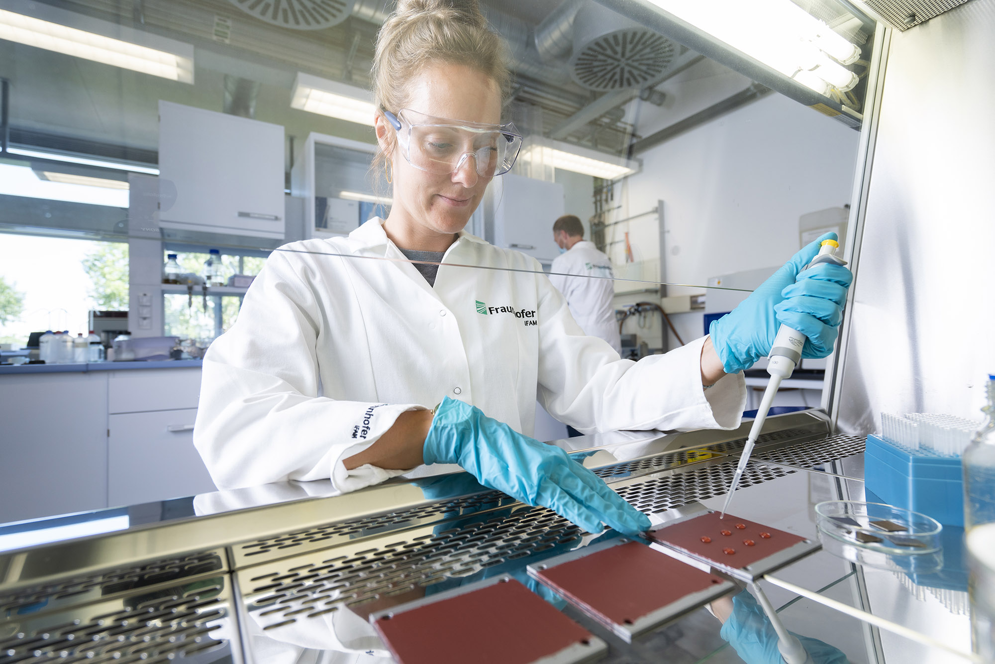 Sample preparation for the evaluation of antiviral surfaces.