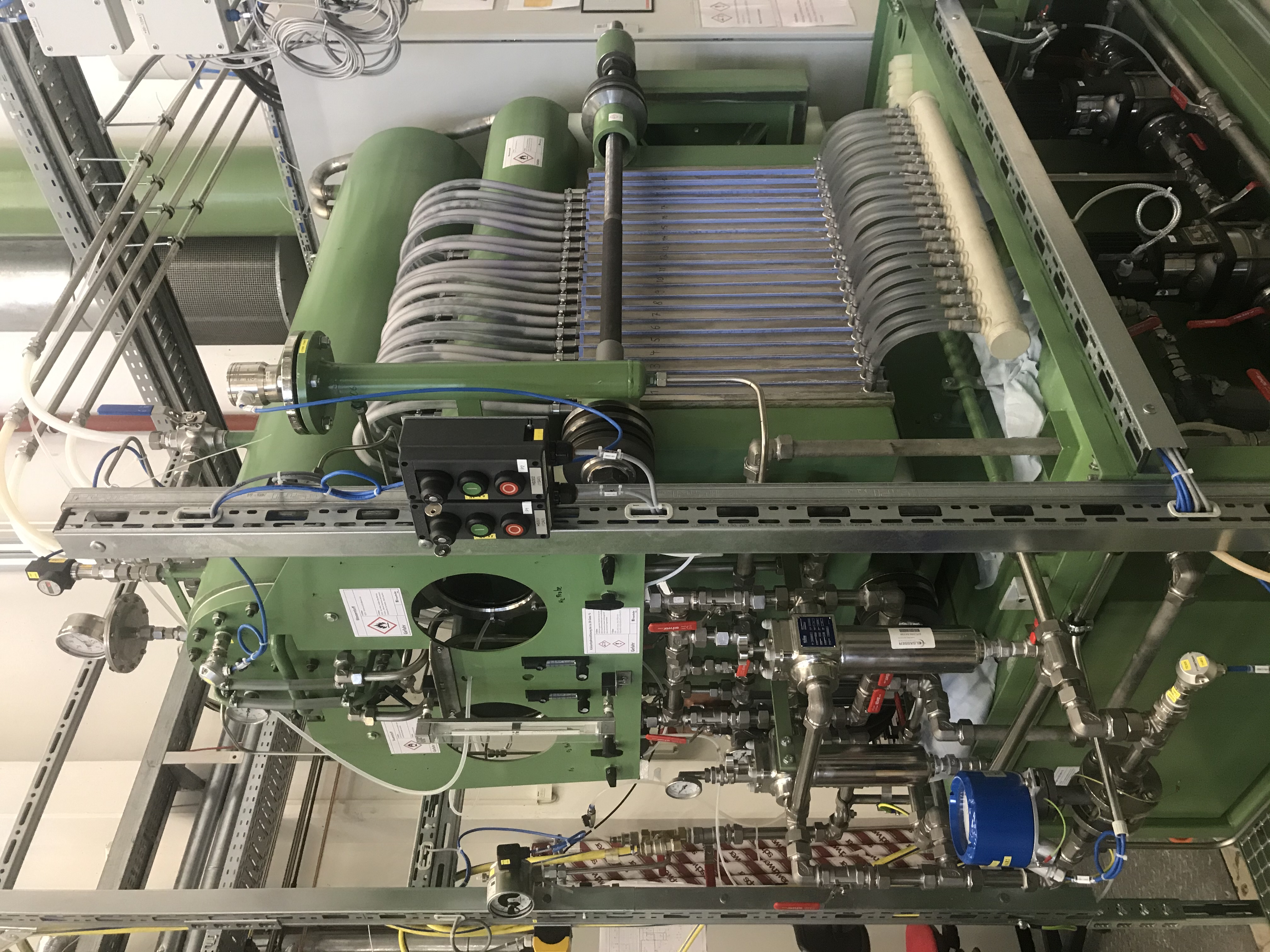 Industrial alkaline atmospheric test electrolyzer at Fraunhofer IFAM Dresden Industrial alkaline atmospheric test electrolyzer at Fraunhofer IFAM Dresden