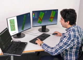 By modelling the statistical influences of microdefects, local material characteristics can be calculated, weaknesses in a design can be identified and the production process can be optimized in a targeted manner. 