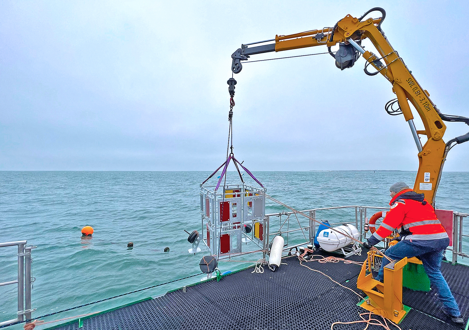 Deployment of the underwater lander off the island of Helgoland