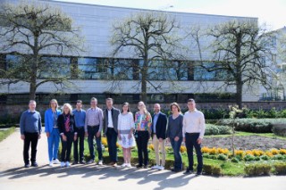 Kick-off: The Fraunhofer project team and the industry advisory board of "HATE-Fluor" at the first meeting on Tuesday, April 8, 2025. Photo: Fraunhofer IFAM. Kick-off: The Fraunhofer project team and the industry advisory board of "HATE-Fluor" at the first meeting on Tuesday, April 8, 2025. Photo: Fraunhofer IFAM.