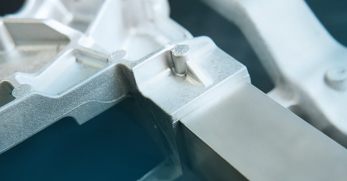 Detail of a demonstrator component for aluminum-aluminum composite casting, produced by low-pressure permanent mold casting with integrated aluminum profile